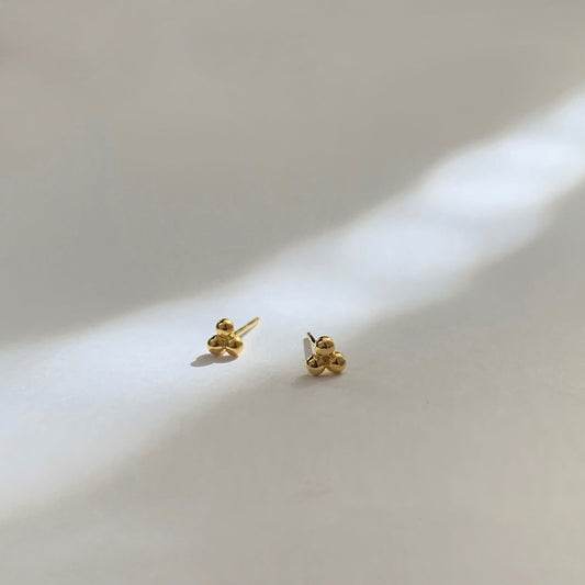 Triangle Ball Stud