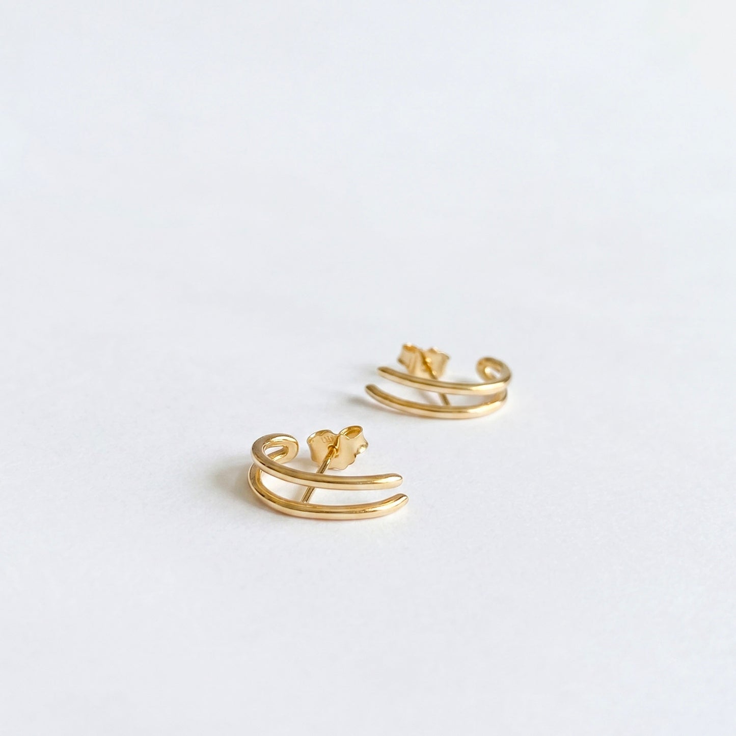 Two Line Ear Cuff studs