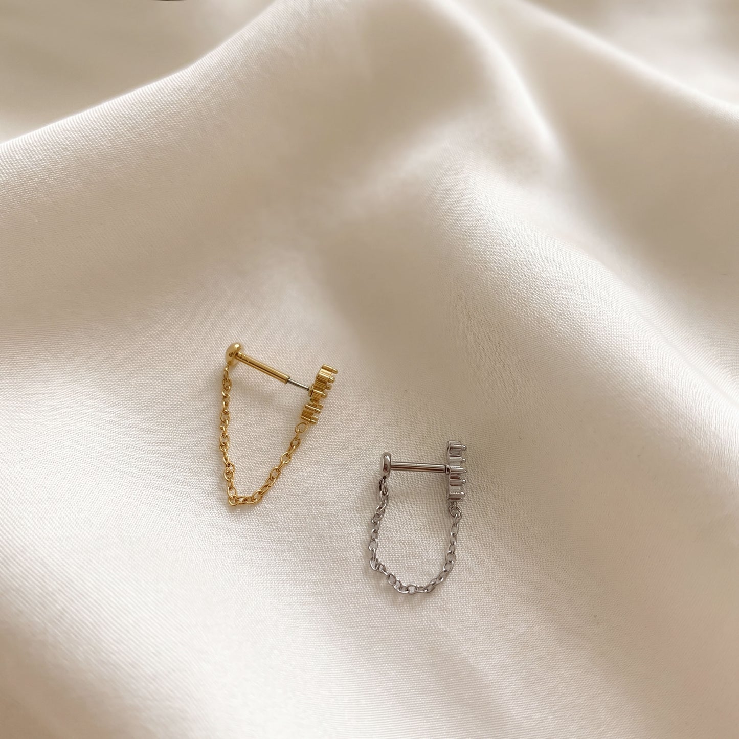 Three CZ Chain Push Pin