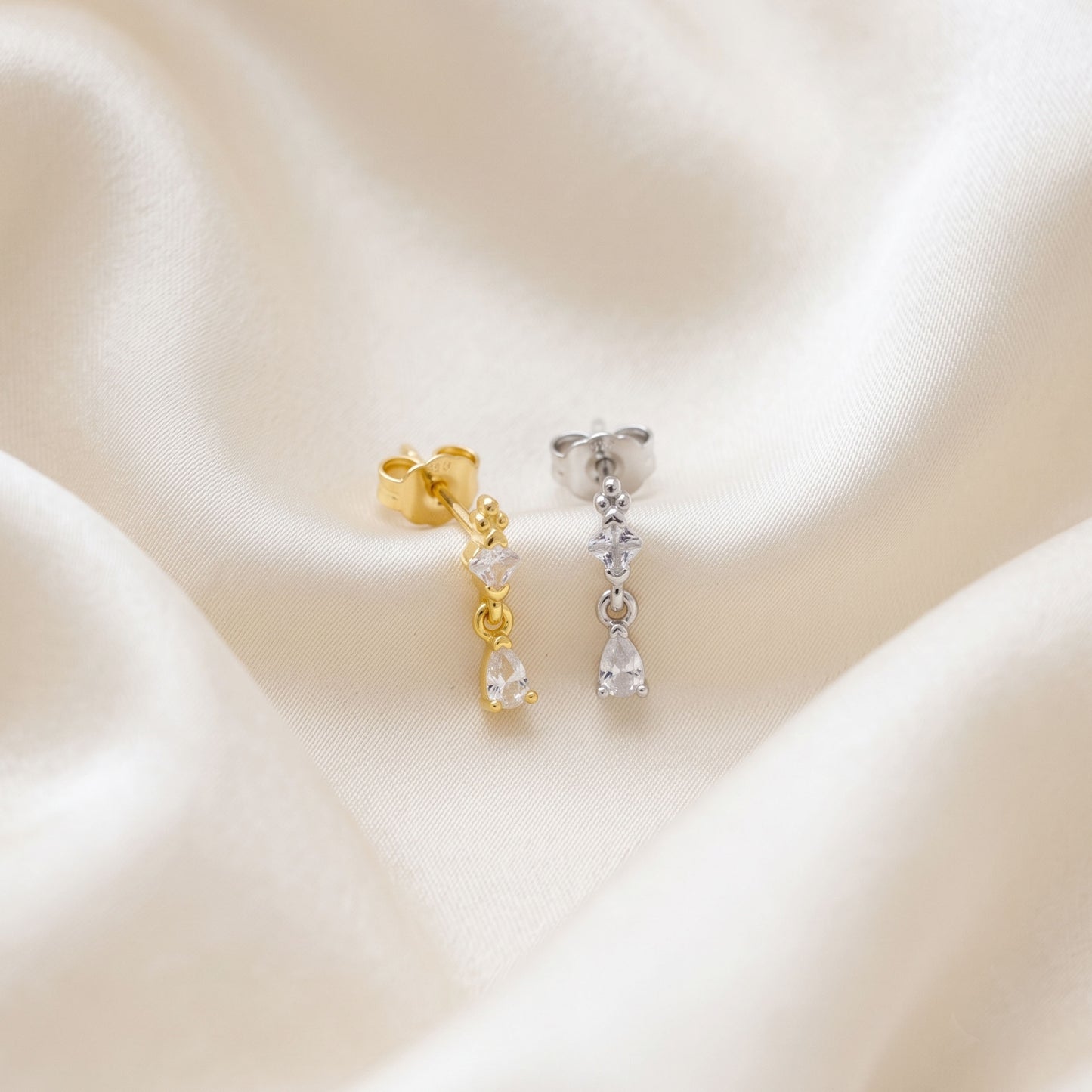 Triangle Ball Dangle stud