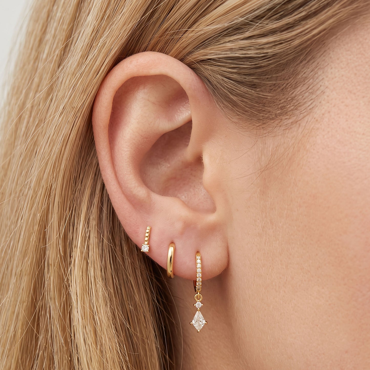 Chain Dangle Threaded Labret