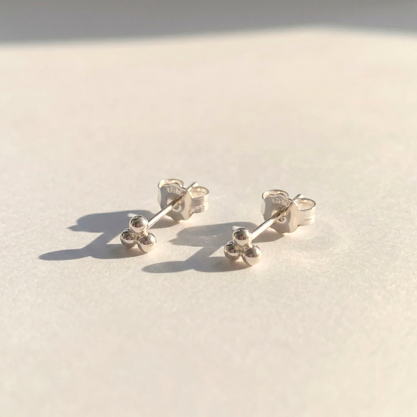 Triangle Ball Stud