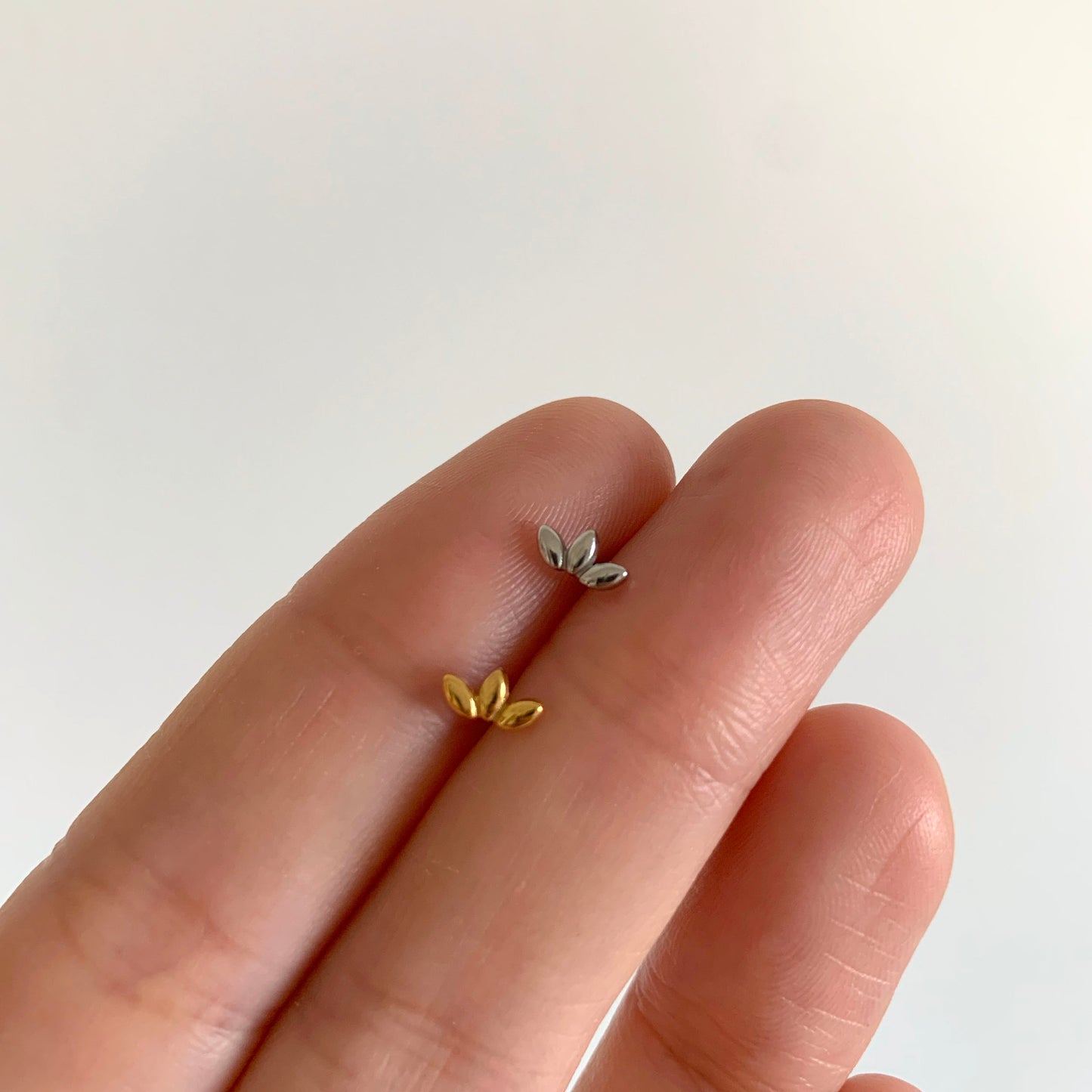 Tiny Lotus Push Pin