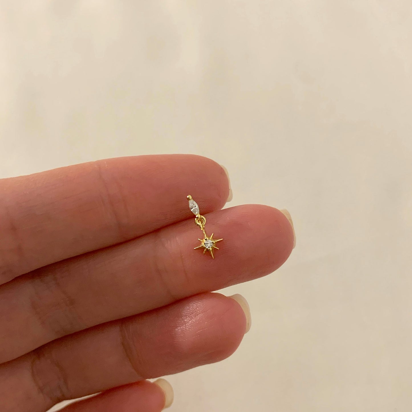 Starburst Dangle Threaded Labret