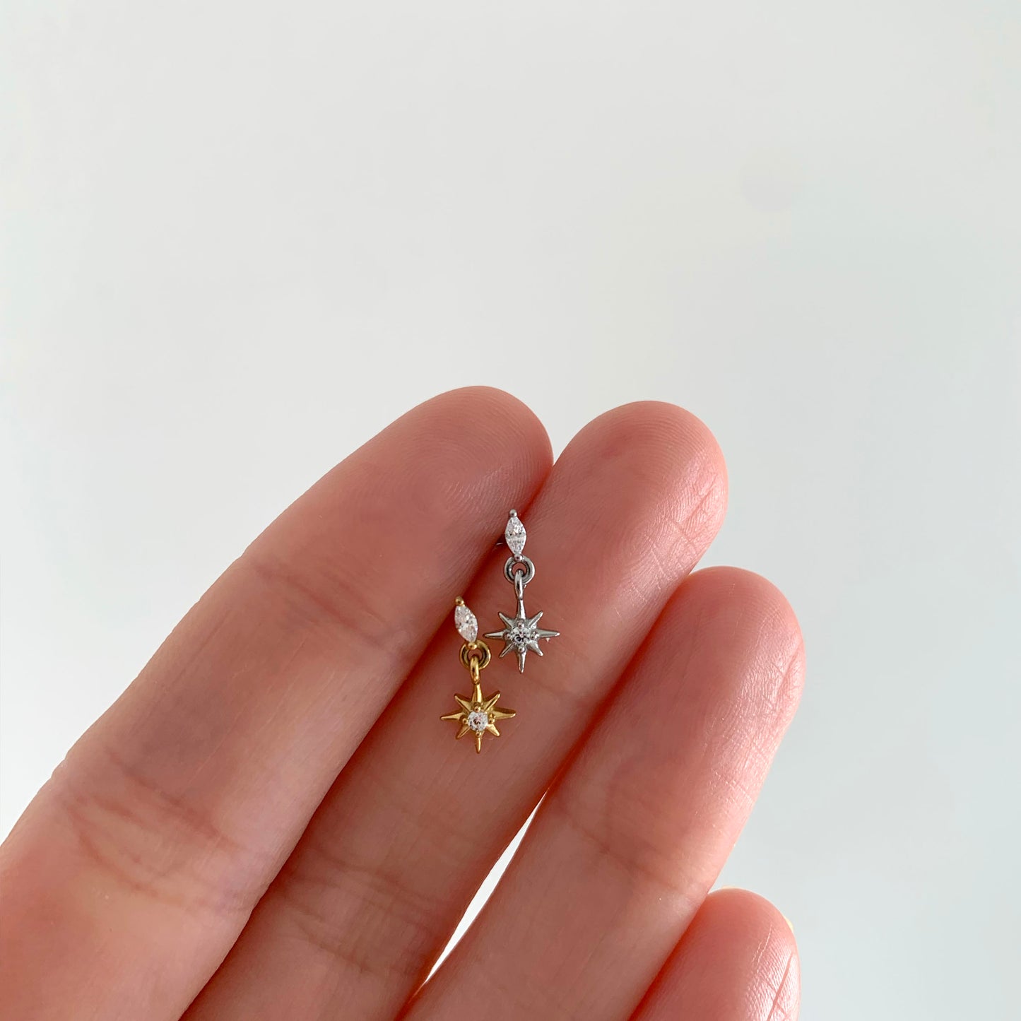 Starburst Dangle Push Pin