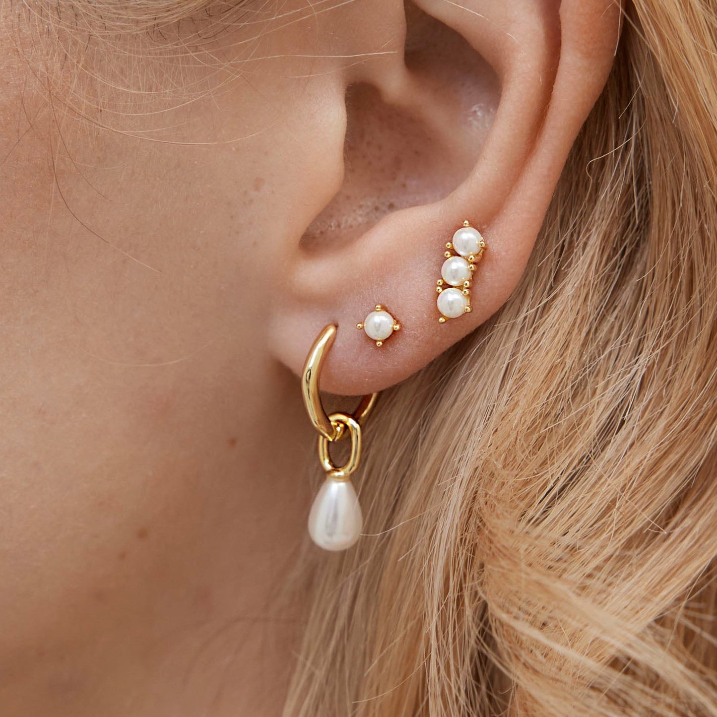 Pearl Dangle Hoop