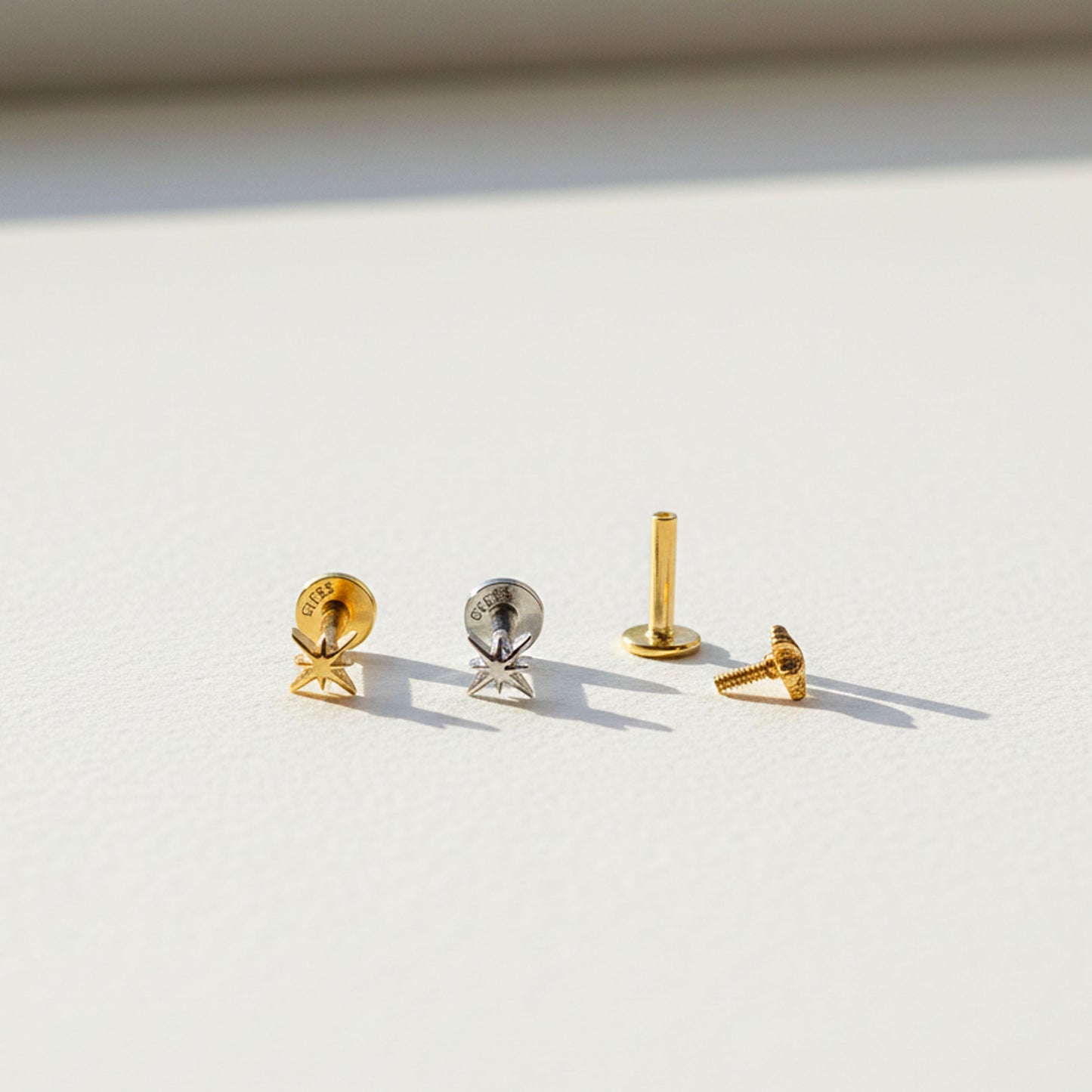 Starburst Threaded Labret