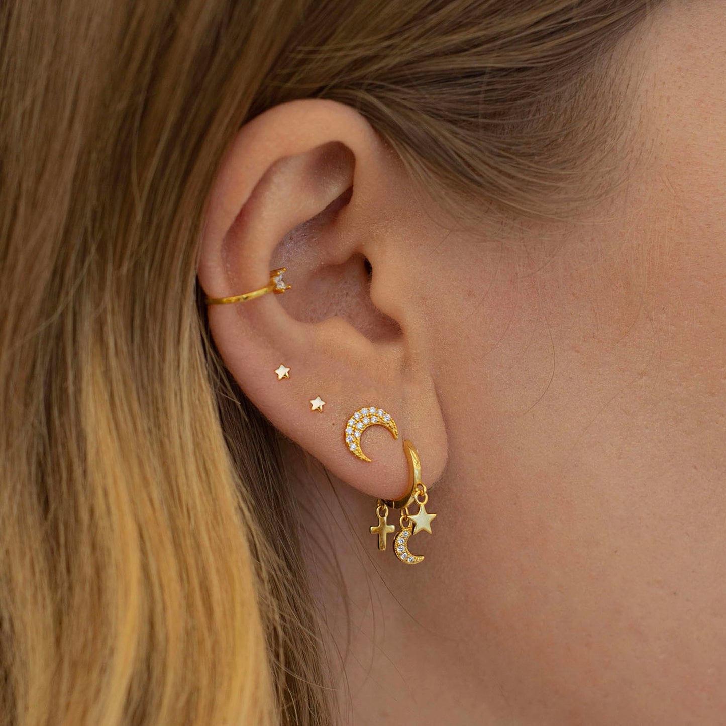 Tiny Star Threaded Labret
