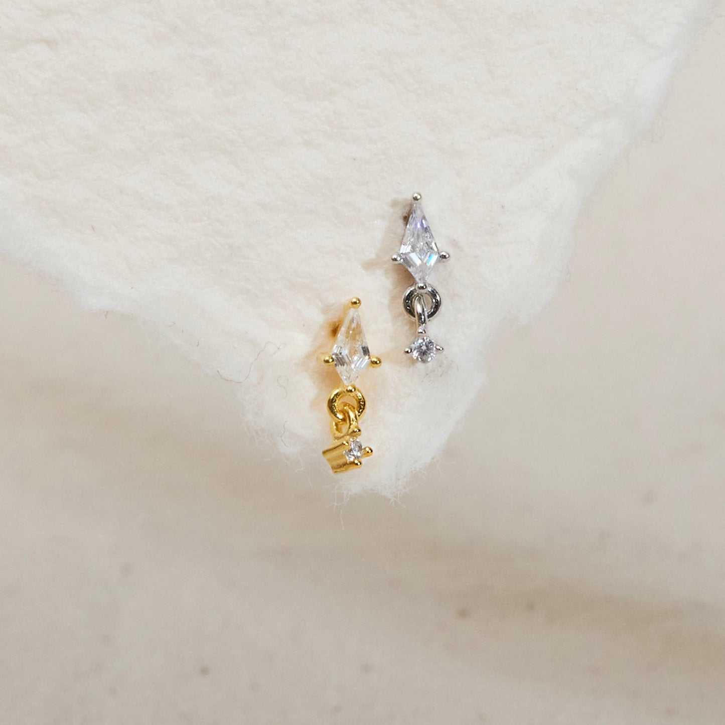 Kite Cut Dangle Threaded Labret