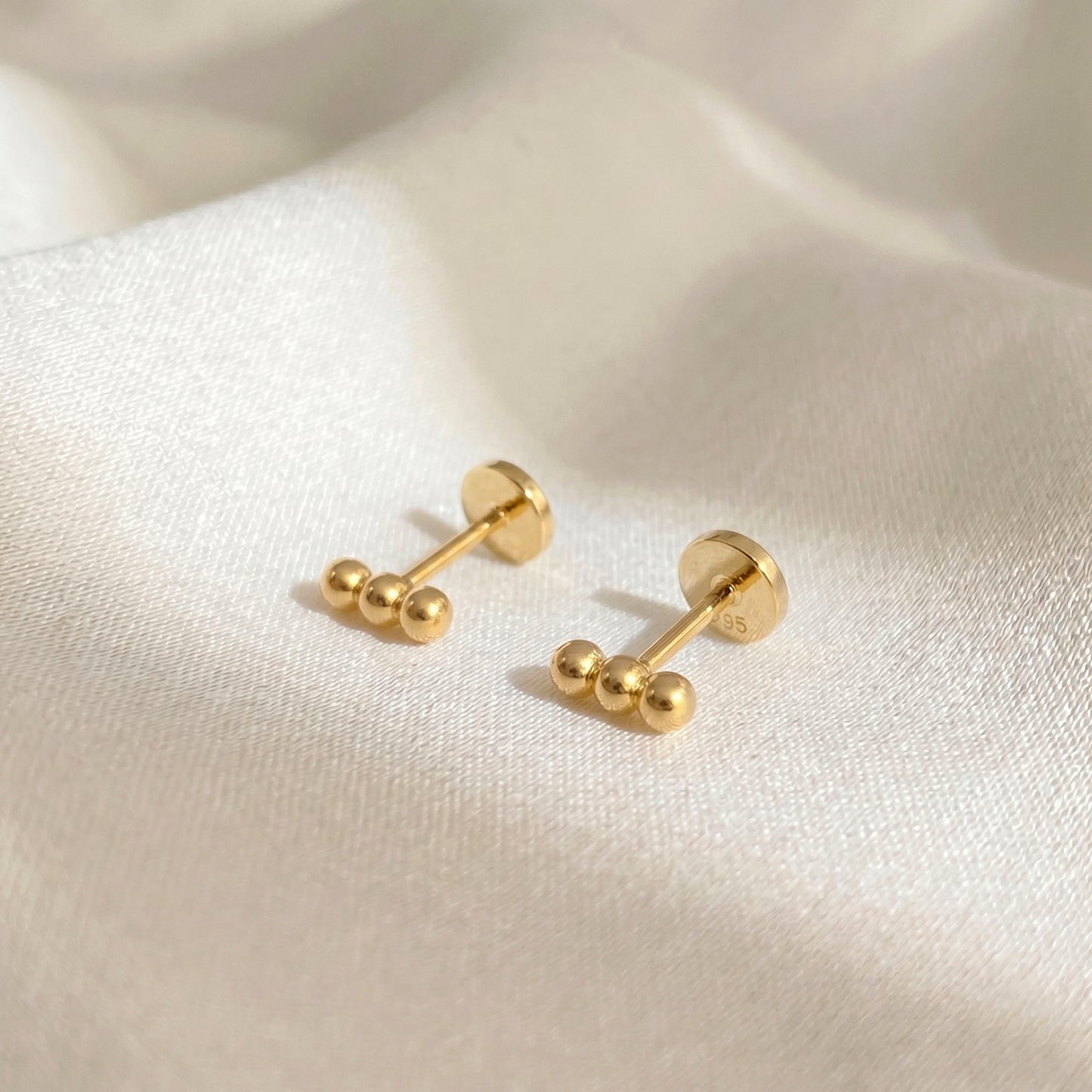 Three Ball Threaded Labret