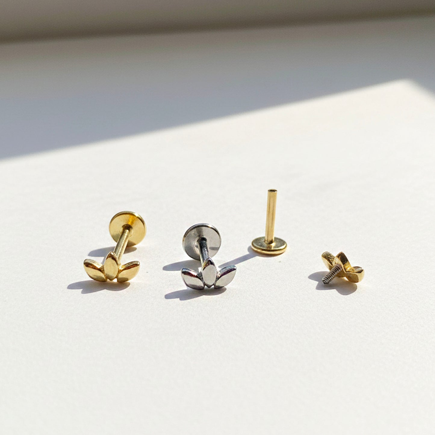 Tiny Lotus Threaded Labret