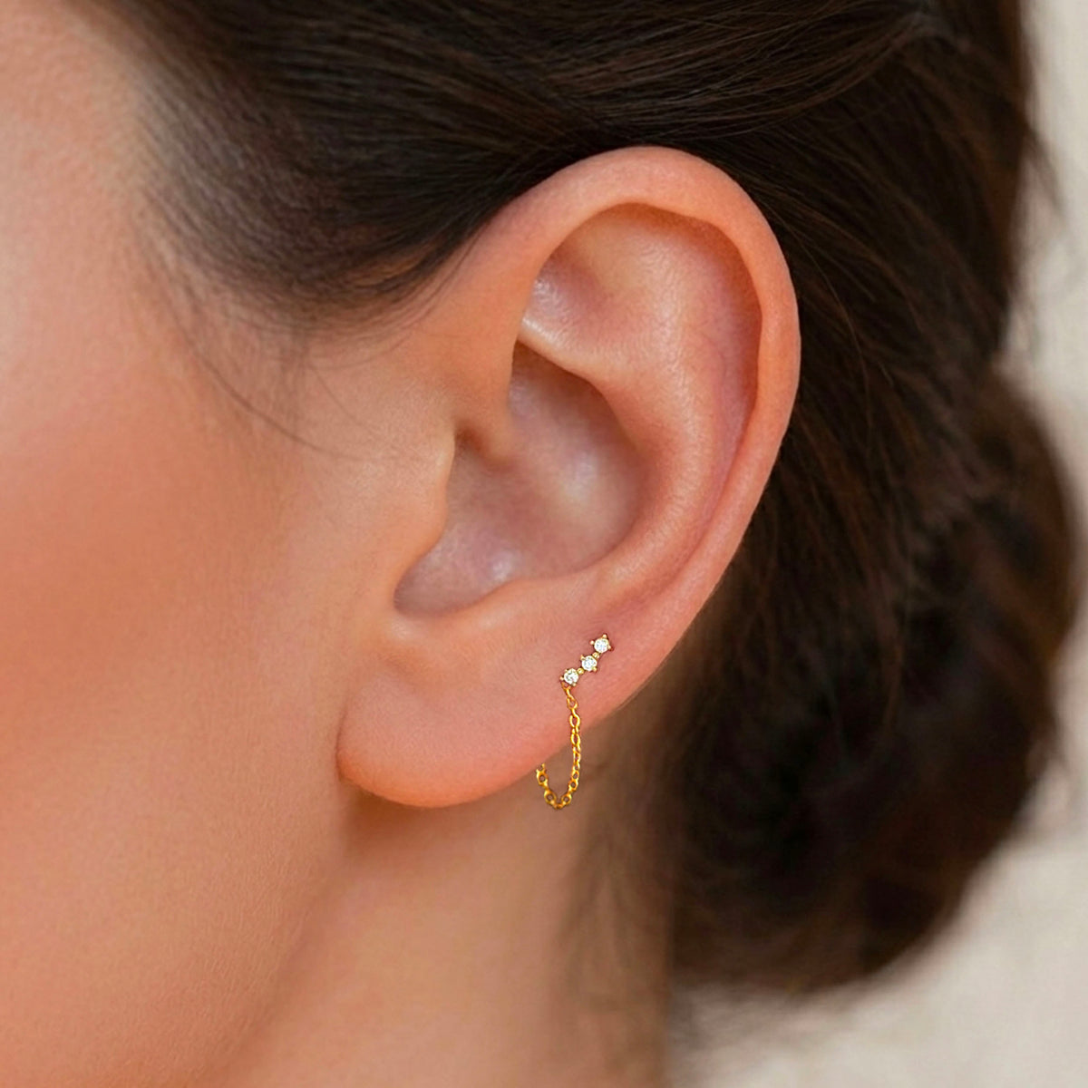 Three CZ Chain Push Pin