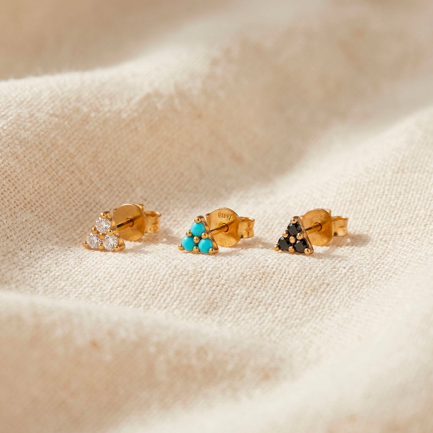 Tiny Triangle stud