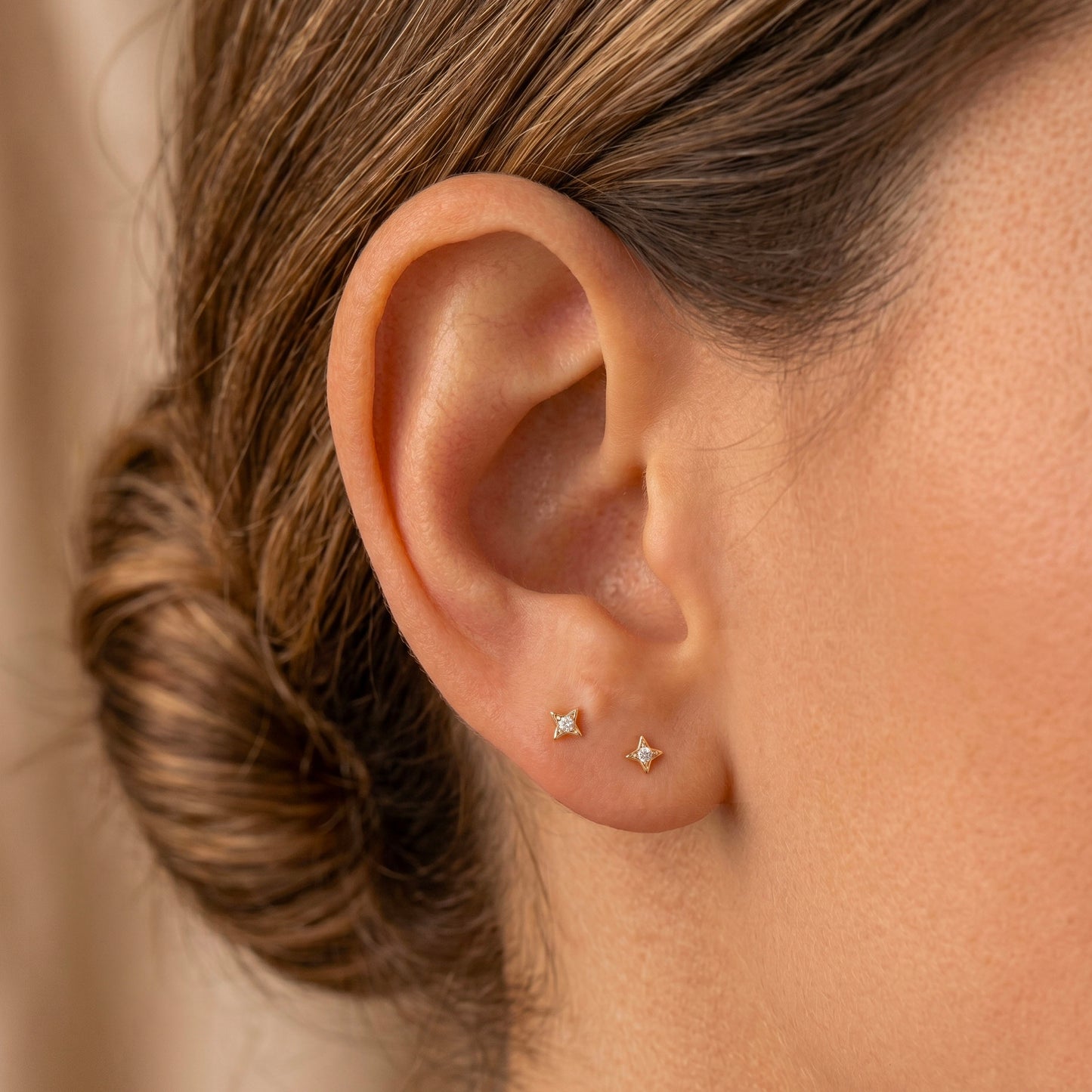 Tiny Star Threaded Labret