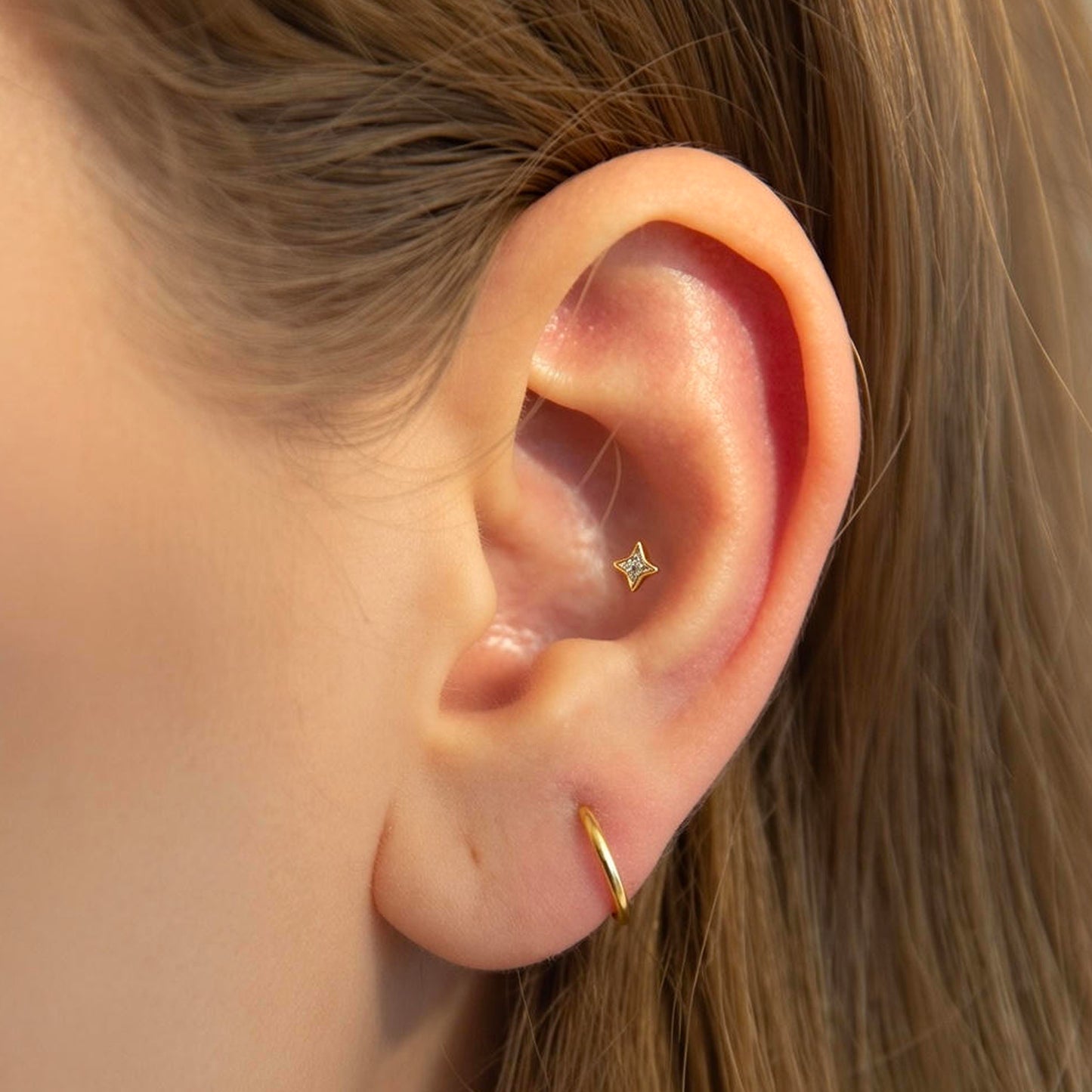 Tiny Star Threaded Labret