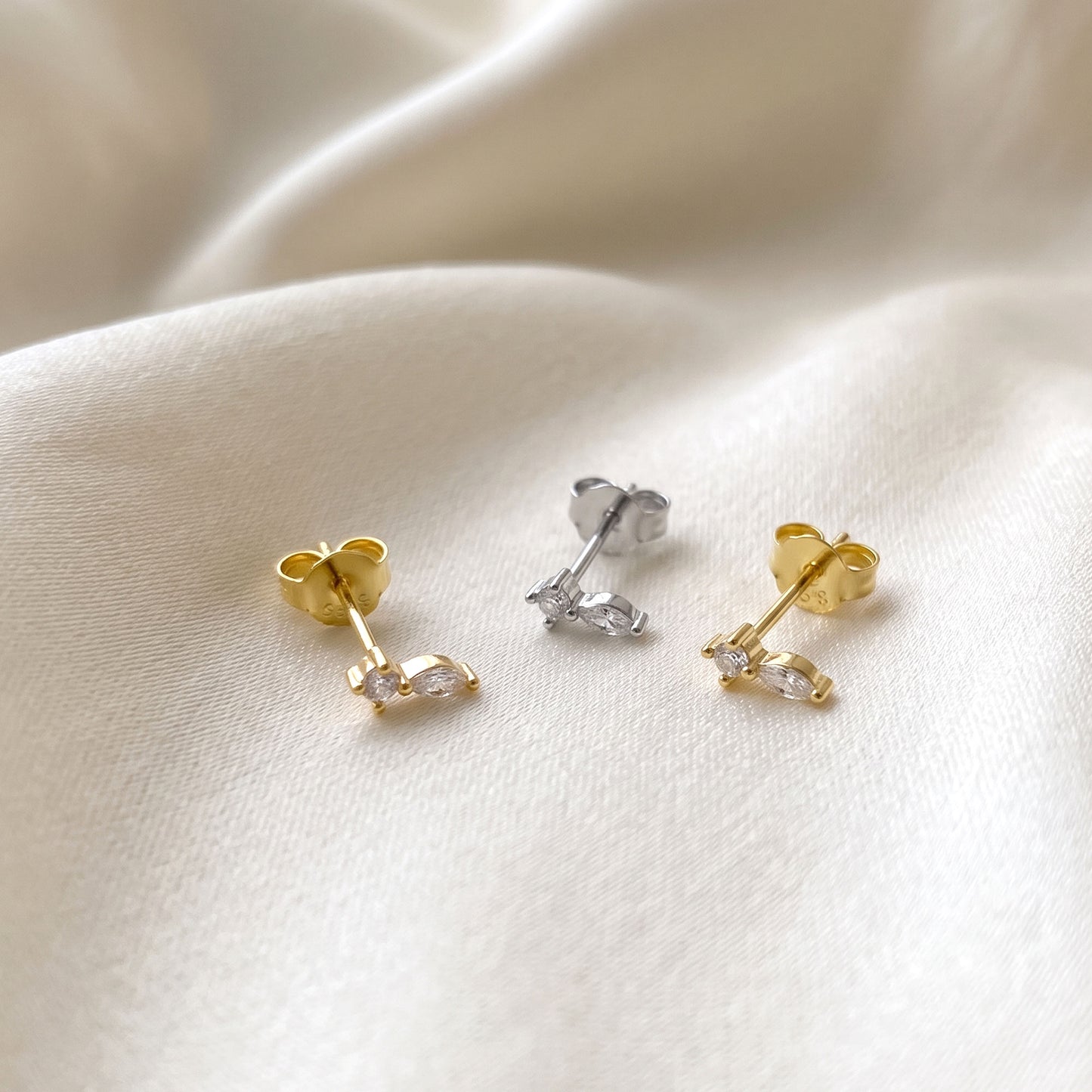 Round & Marquise Duo Stud