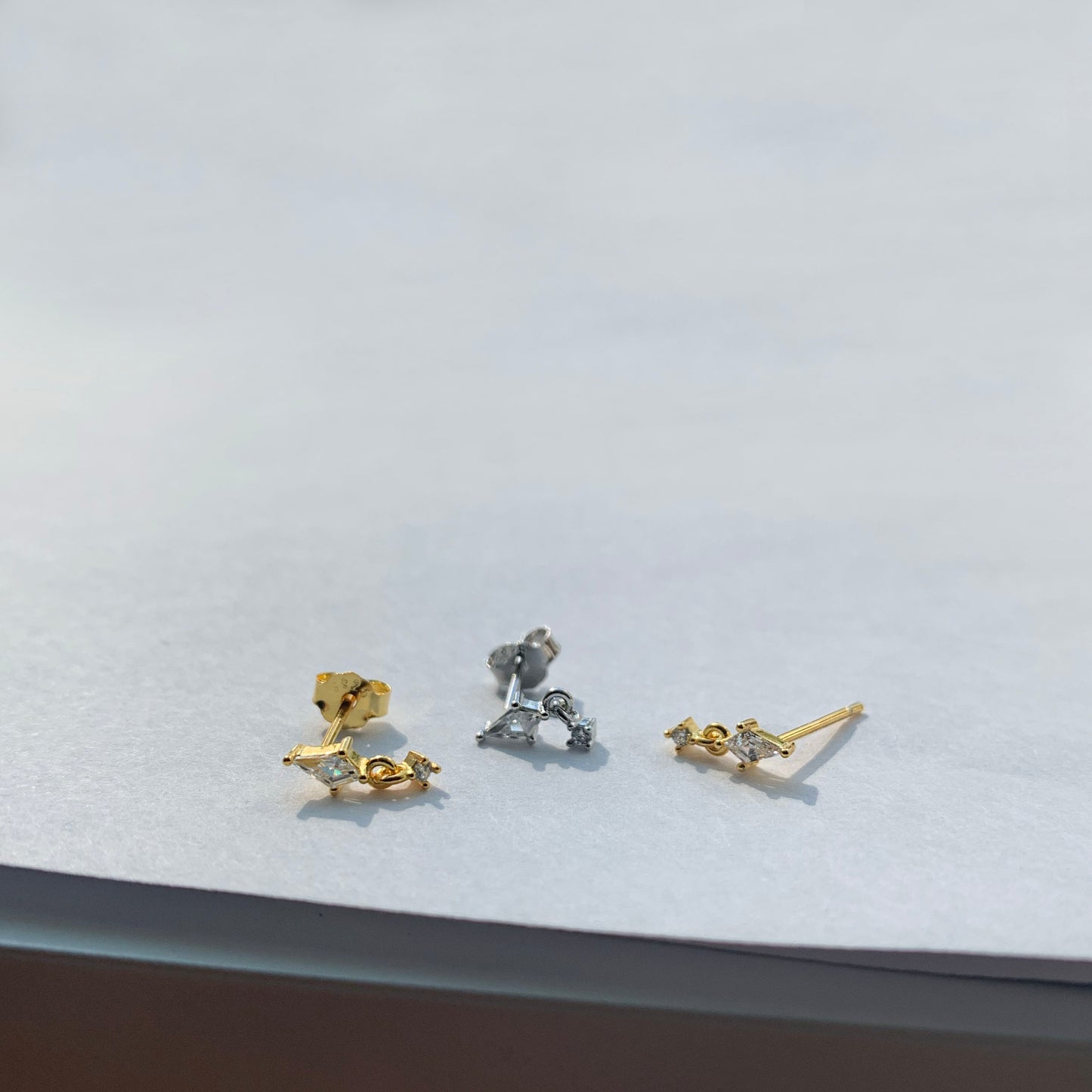 Kite Cut Dangle stud