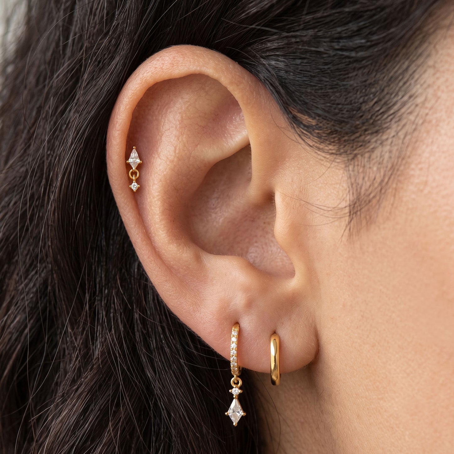 Kite Cut Dangle Threaded Labret