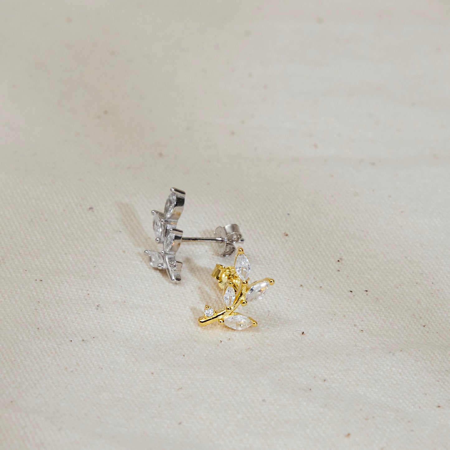 CZ Leaf Stud