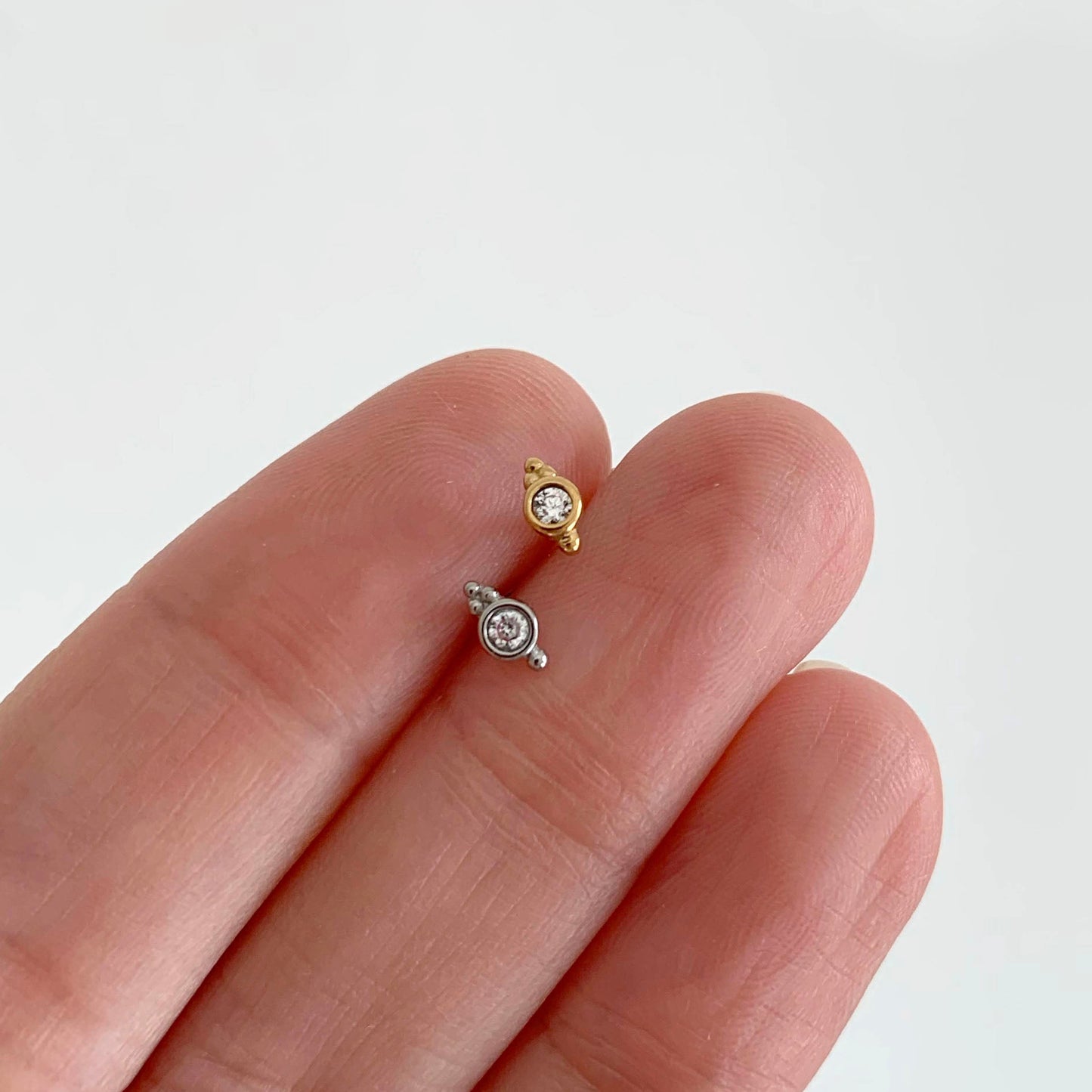 Princess Bezel Push Pin